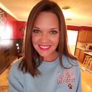 Meet your Posher, Alicia